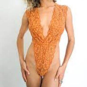 NWT HAH Carmel Cut To The Chase Bodysuit Sz-S